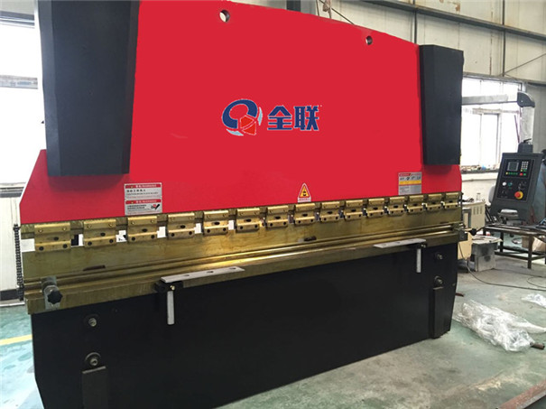 液壓數控折彎(wān)機
