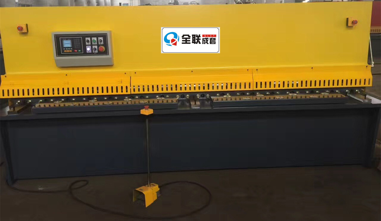 剪(jiǎn)闆機 剪闆機