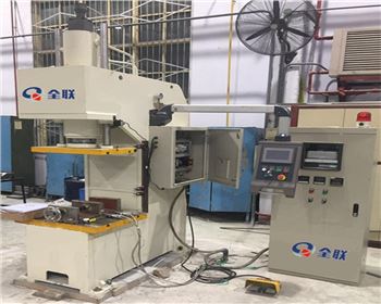 西甯熱(rè)壓下陷成型(xing)機