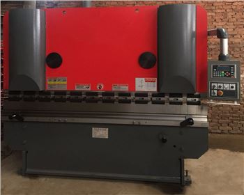 西安(ān)市長安區黃良古(gu)城車輛廠