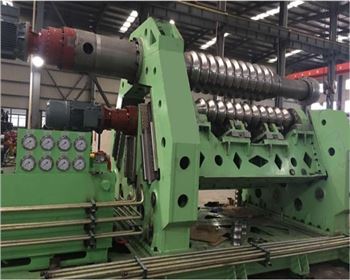 電(dian)液伺服四(si)輥波紋闆(pan)卷闆機