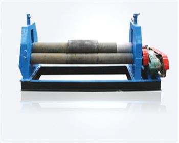 機械(xiè)半自動三輥卷(juan)闆機 機械半自(zi)動三輥卷闆機(jī)