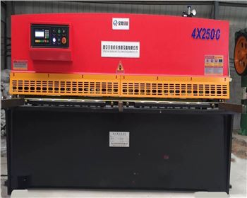 液(yè)壓剪闆機的正常(chang)維護保養方法